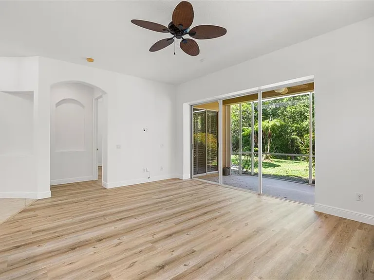 14644 Mirasol Manor Ct — Photo 15