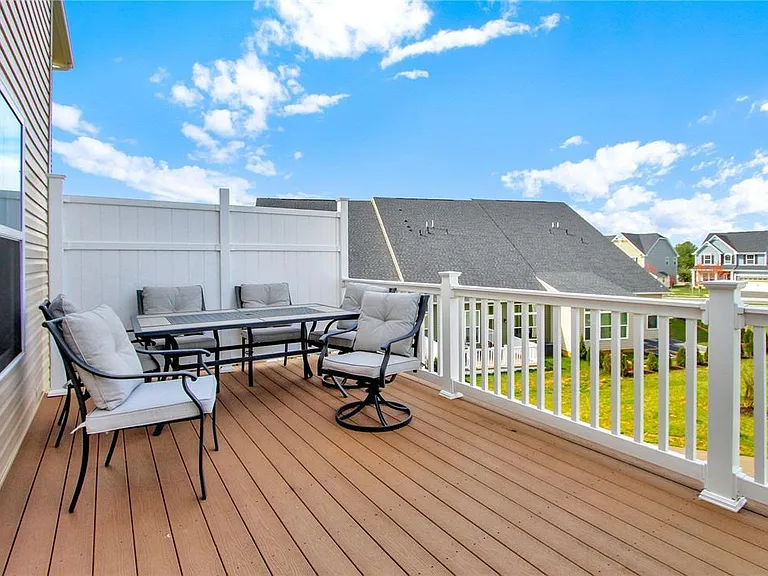 2397 Emanuel Ct — Photo 9