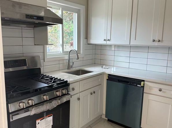 58 Elm Tree Ln