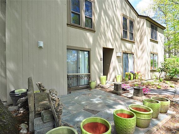 3rd image of 12 Cottonwood Dr #12