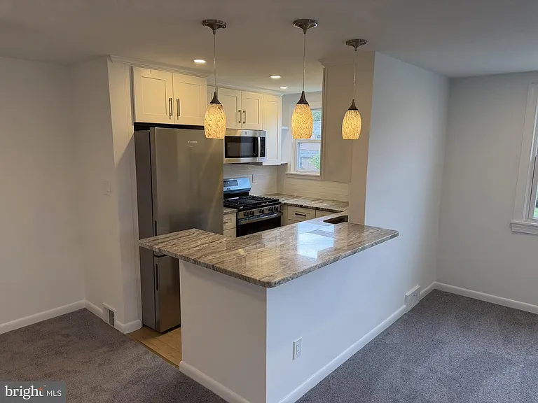 22 Windsor Rd — Photo 9