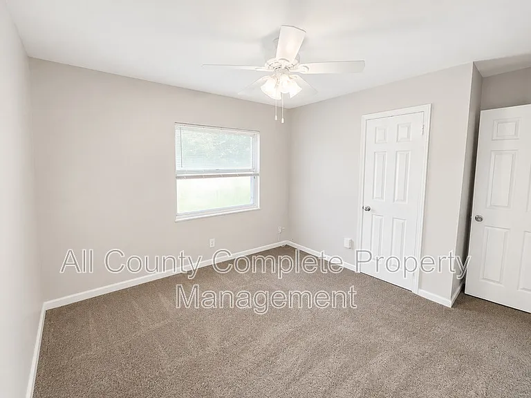 10415 Briarcliff Rd E — Photo 7