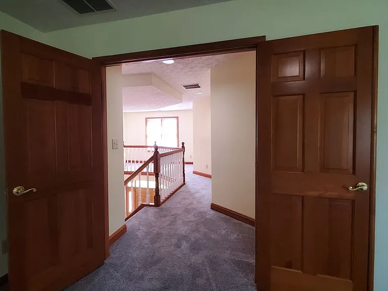 324 Redwood Blvd — Photo 25
