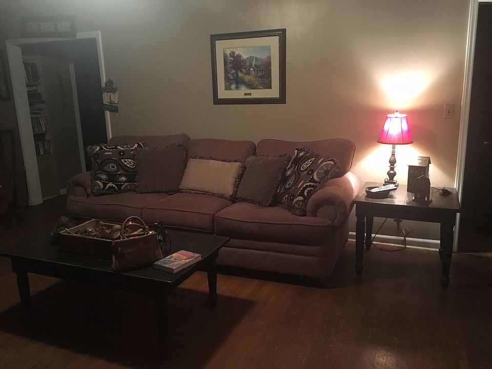 1st image of 3319 Summit Dr
