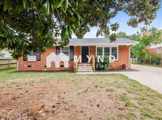1106 Echo Glen Rd, Charlotte, NC 28213