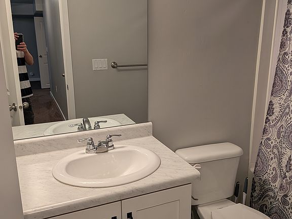 2nd image of 12644 S Quail Lake Dr