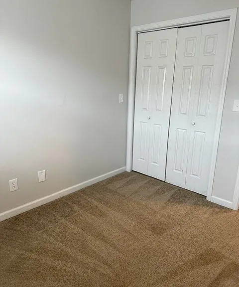 Sleepy Hollow Townhomes — Photo 18