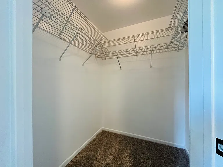 1105 Mews Dr — Photo 15