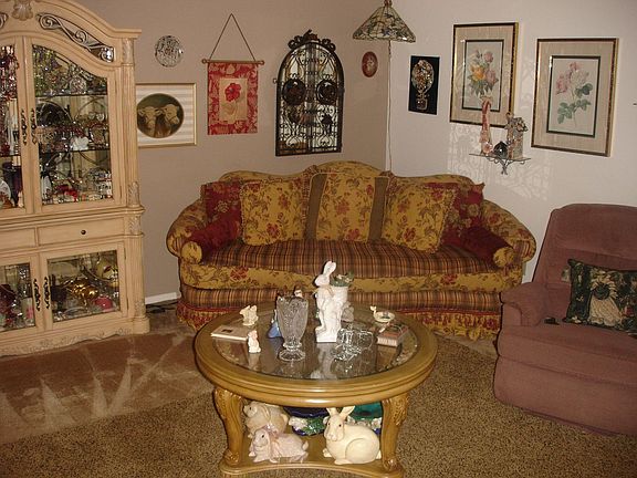 Other side of Family Room