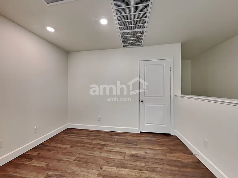 291 Austin Bellerose Pl — Photo 8