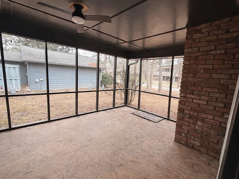 30 Fairfield Dr — Photo 17