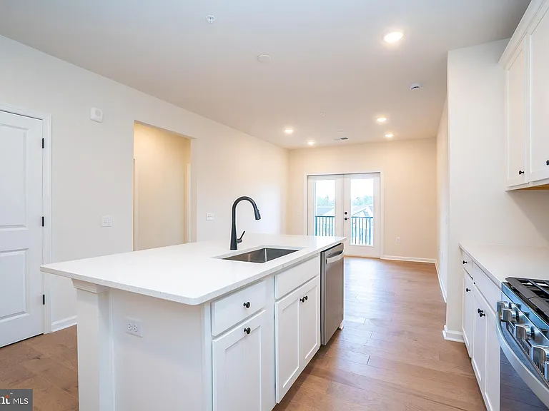 1 Culvert Dr #311 — Photo 4