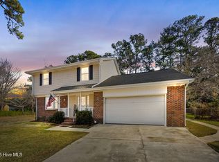 209 Cambridge Court, Jacksonville, NC 28546