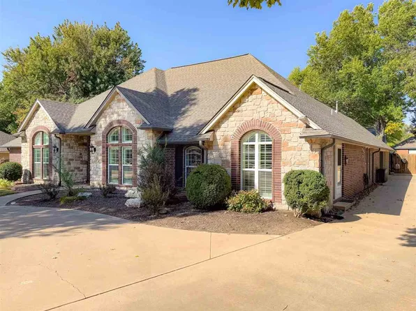 2613 Mockingbird Dr, Ponca City, OK 74604