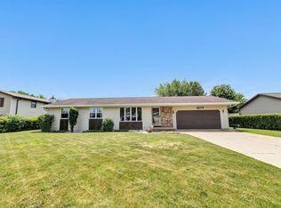 2276 Nellie Ct, Green Bay, WI 54311