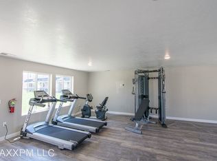 4016 E Sunbury Ln, Eagle Mountain, UT 84005