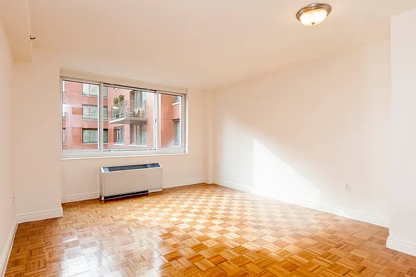 Rented by Mirador Real Estate | media 19