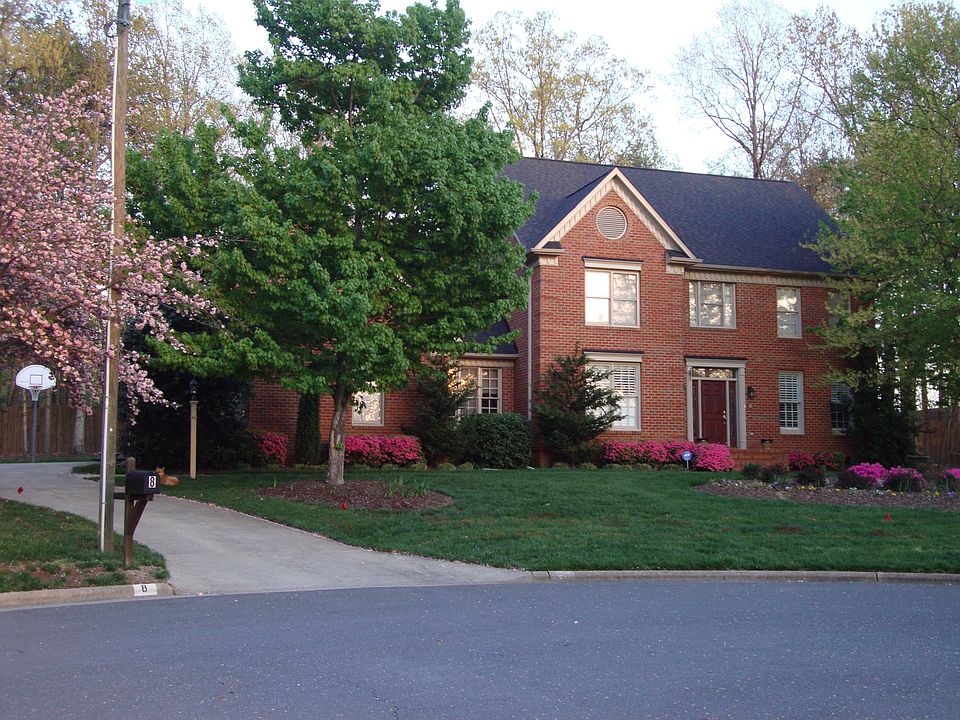 1st image of 8 Primrose Ct
