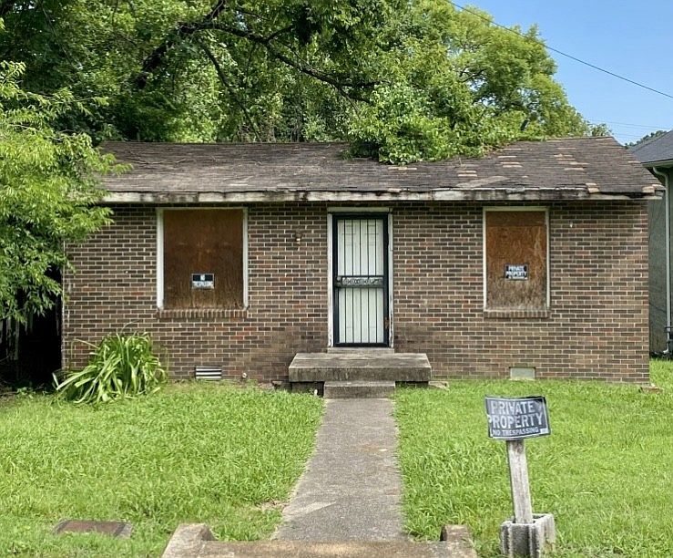 1st image of 706 31st Ave N