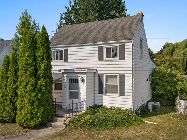 126 Leonard Post Dr, Buffalo, NY 14211