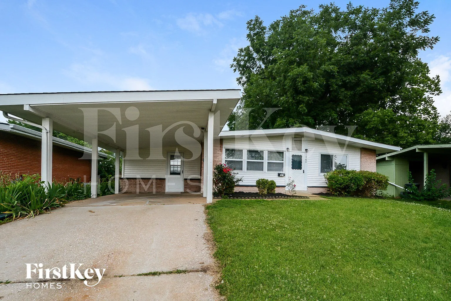 1845 Mullanphy Ln photo 1