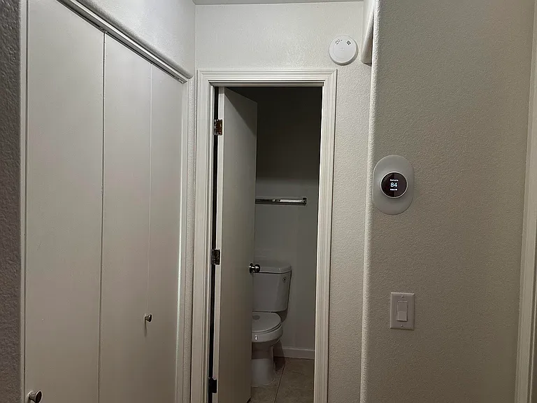 4634 E Grovers Ave — Photo 31