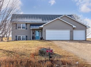 1617 86th Ave, Hammond, WI 54015