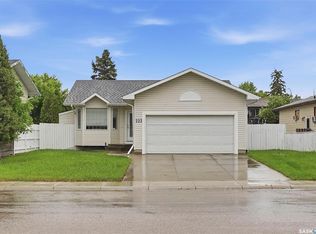 223 Wedge Rd, Saskatoon, SK S7L6E8