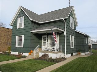 408 W 7th St, Mishawaka, IN 46544