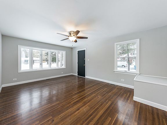 3rd image of 22W386 Emerson Ave