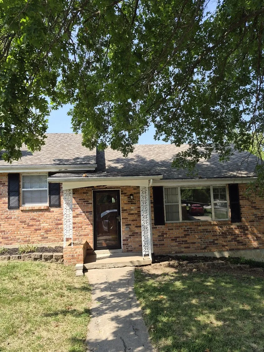 3 bed, 1688 sqft, $1,500 — Photo 1