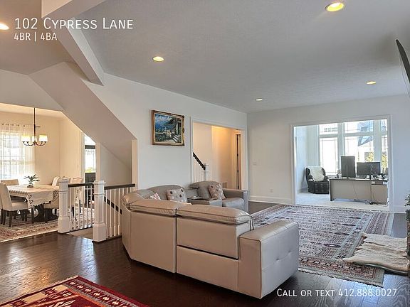 2nd image of 102 Cypress Ln
