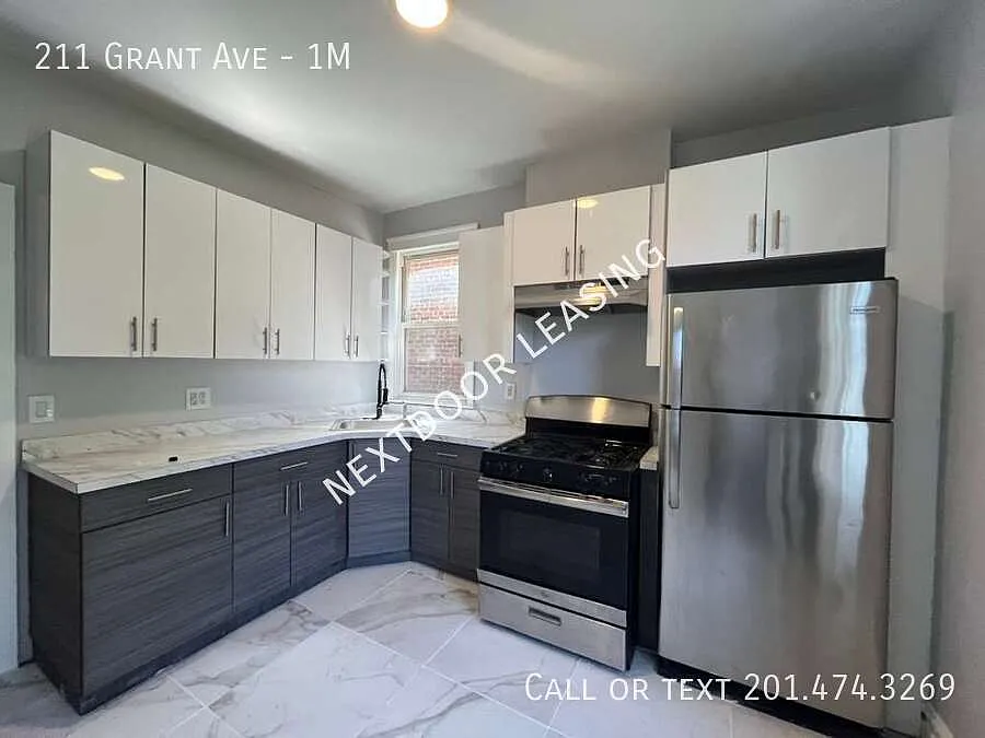 211 Grant Ave #1M