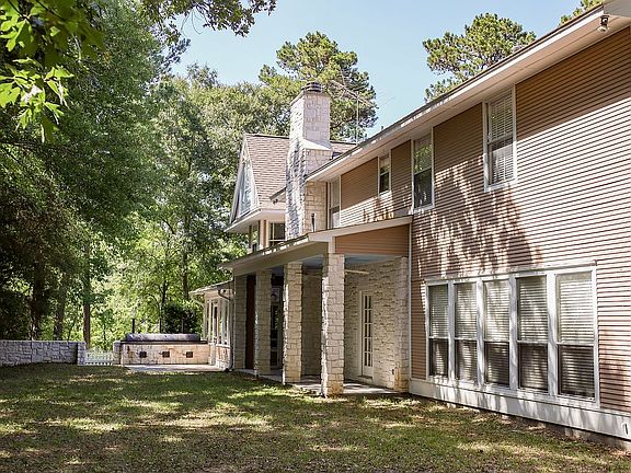 5th image of 13931 Amber Ln