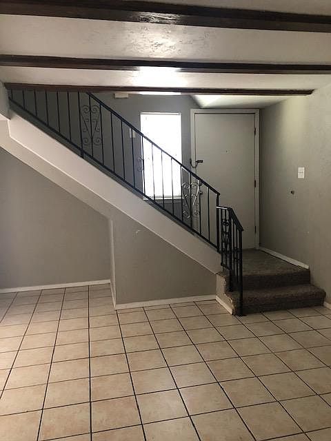 1st image of 10605 Cuatro Vistas Dr #B