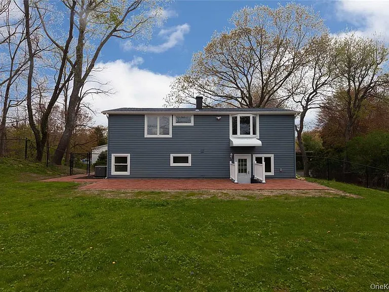 4 Bunny Ln — Photo 3