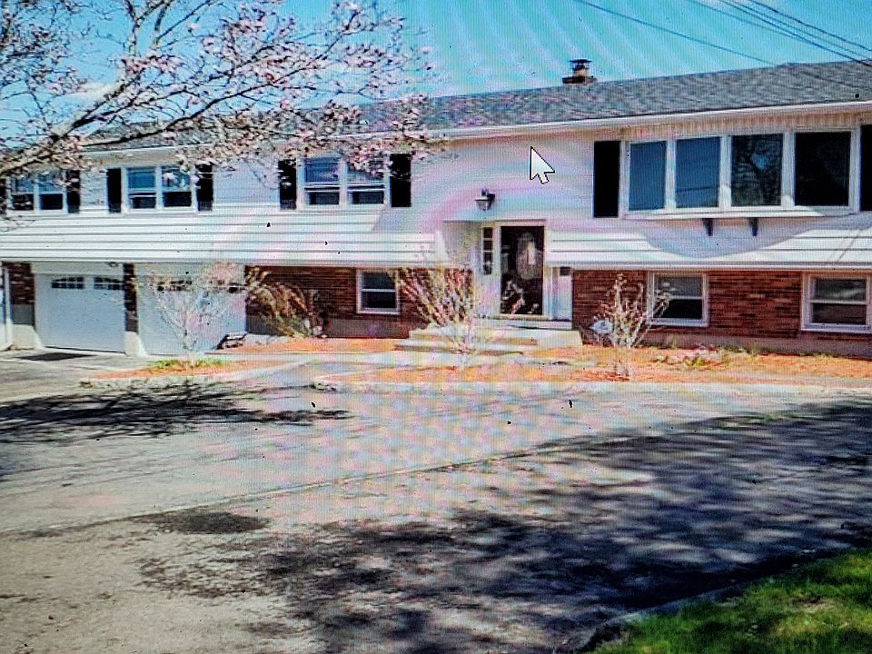 1st image of 235 Morgan Ln #1