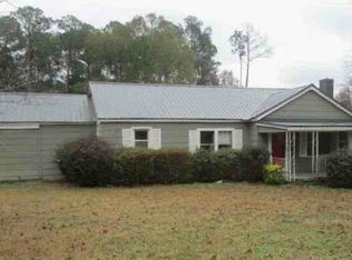 135 S Third Ave, Mc Rae Helena, GA 31055