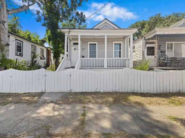27 Allway St, Charleston, SC 29403