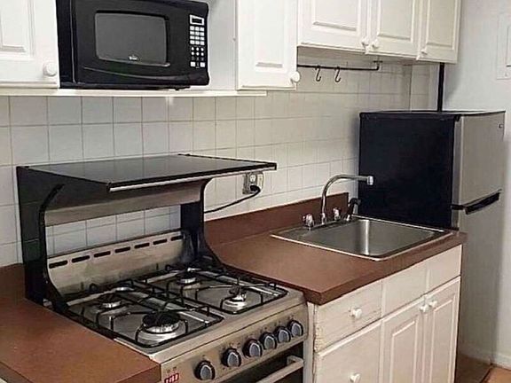 5th image of 463 Columbus Ave #14