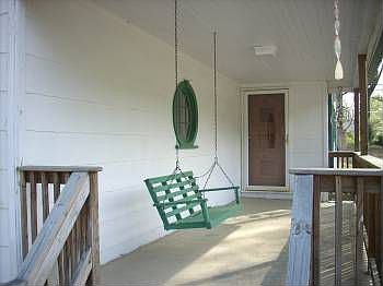 3rd image of 5901 Chalmers Dr