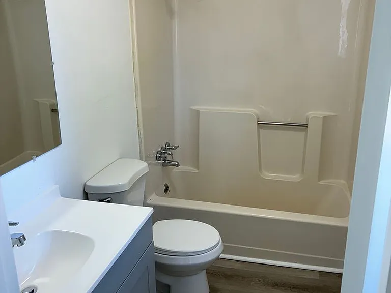 1375 Lymon Reece Rd — Photo 9