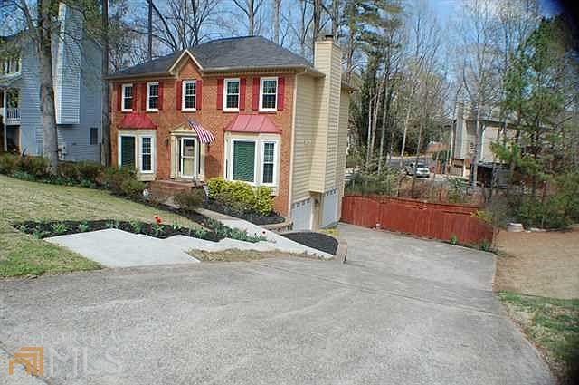 2nd image of 4799 Shallow Ridge Rd NE