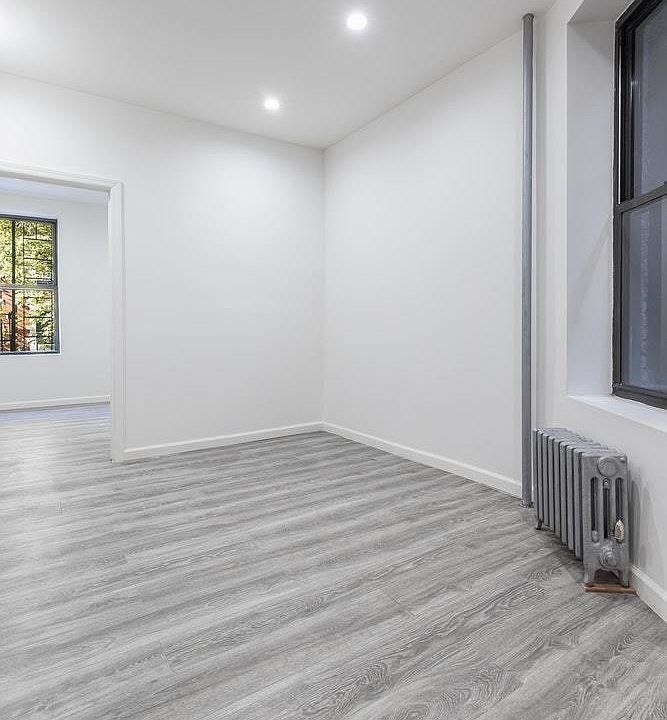 1st image of 172 Thompson St #3C