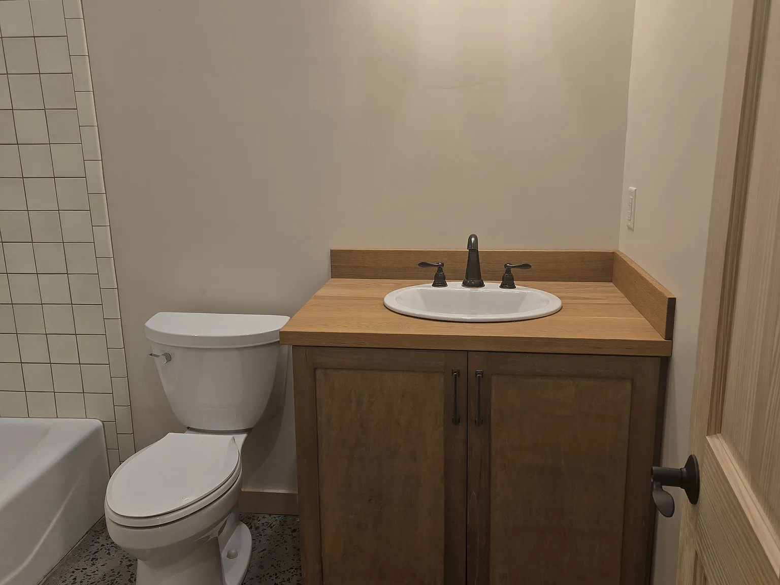 2 bed, 1500 sqft, $2,500 — Photo 3