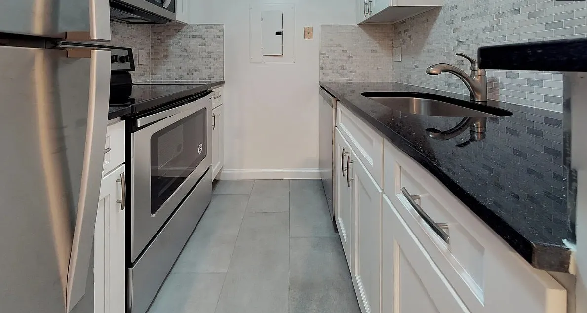 1 bed, 469 sqft, $2,150 — Photo 3