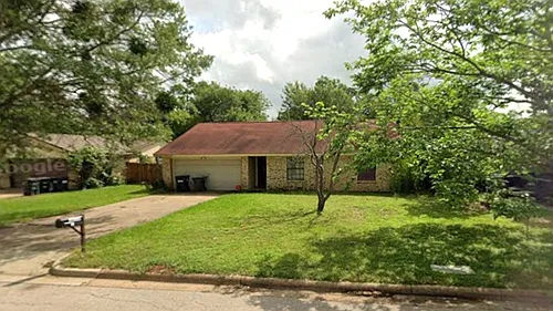 3019 Jennifer Dr Photo 1