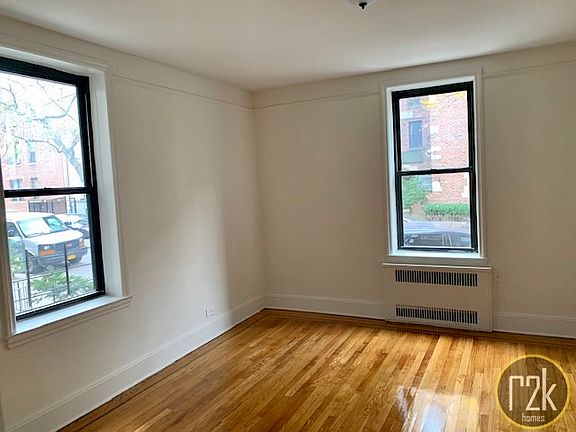 3rd image of 28-16 34th St #J1