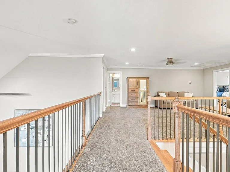 9202 White Ash Dr — Photo 34