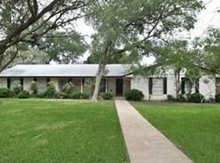 301 Shady Oak Dr, Georgetown, TX 78628